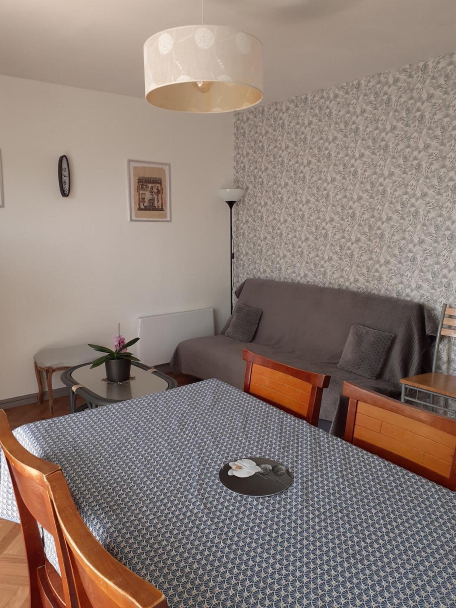 Appartement Pour Famille Amis Ou Colegue Cholet Dış mekan fotoğraf